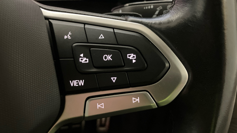 Volkswagen Multivan 2.0 TSI Style 5dr LWB DSG Petrol Estate